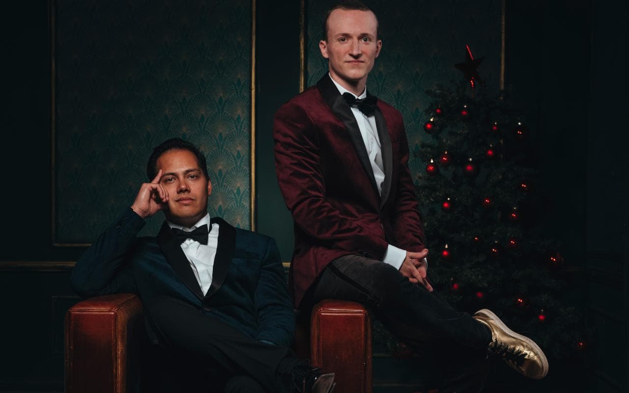 Konstantin Reinfeld & Benyamin Nuss - Merry Harmonica