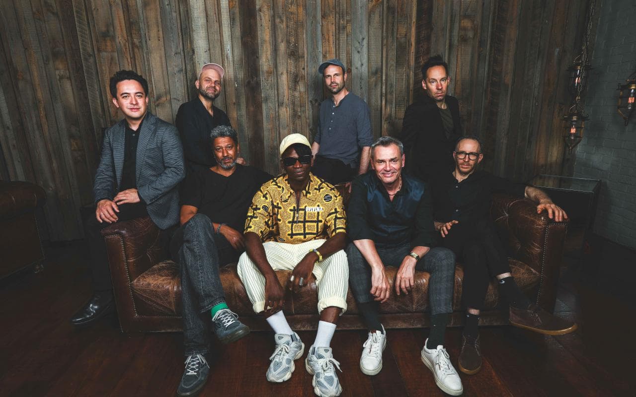 Jazzanova Live ft. Wayne Snow